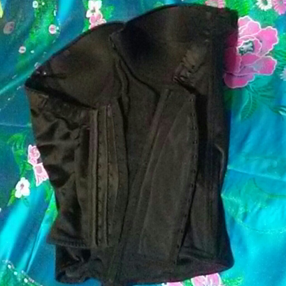 Black bustier - Picture 3 of 3